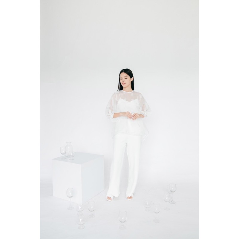 Aura Label - Pam White Pants - Celana Wanita Kekinian Kulot Terbaru