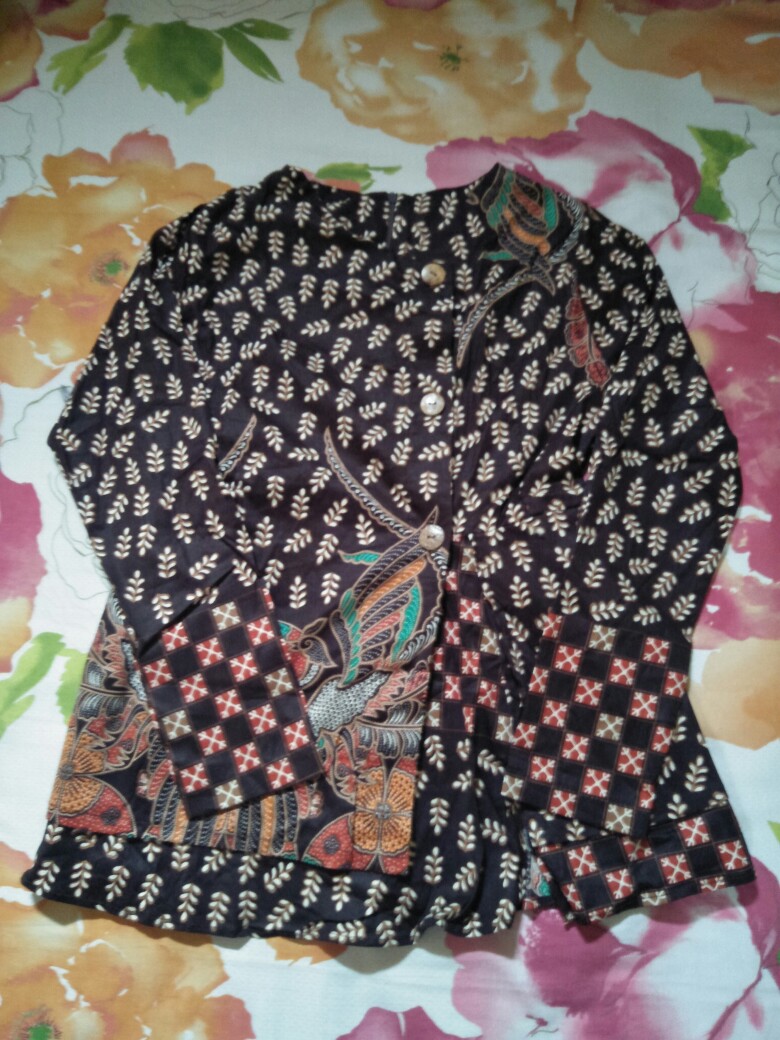 Batik Wanita - Atasan Batik 185 - 615 Tangan Panjang