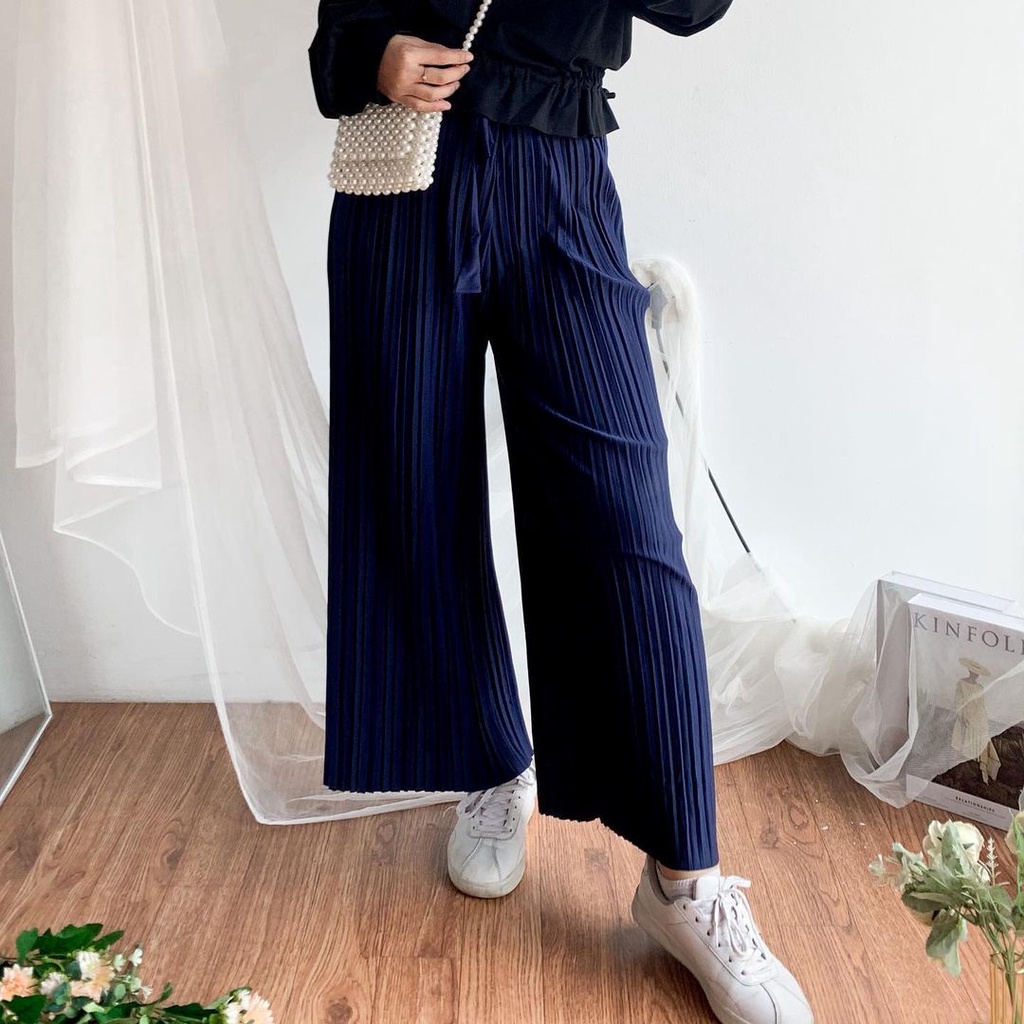 Rana Skirt Rok/Kulot Rample Plisket Kecil-Rana-Navy