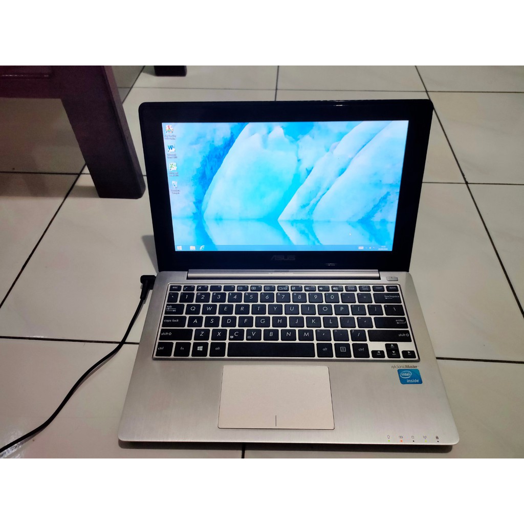 laptop Netbook Asus X202E Bekas