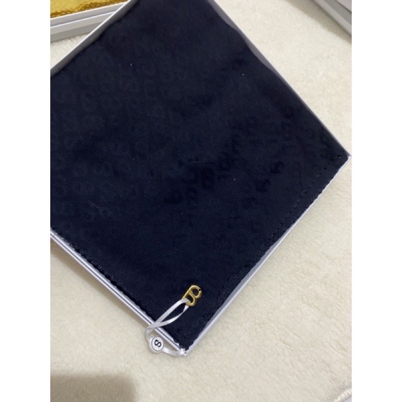 TAPIS EMBOS BUTTONSCARVES NEW - NAVY RARE ITEM