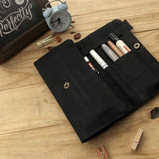 

Roll Up Pencil Case Black Edition