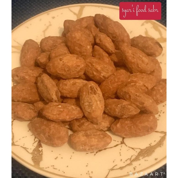 

kacang ALMOND rasa CHILLI 500gr-enak halal-harga termurah-packing aman