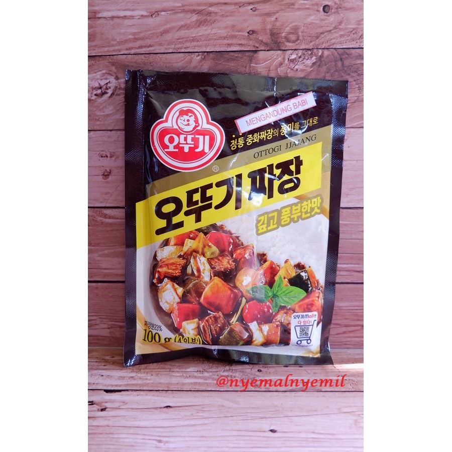 

Ottogi Jjajang Powder 100 gr (Bumbu Kacang Hitam) Jjang Myeon Korea