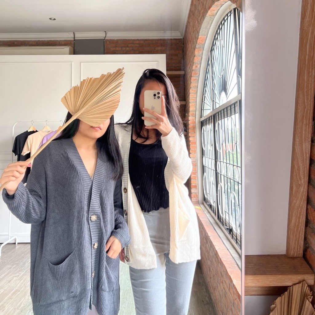 Pull&Bear Long Knit Button Cardigan - Outer Wanita-4