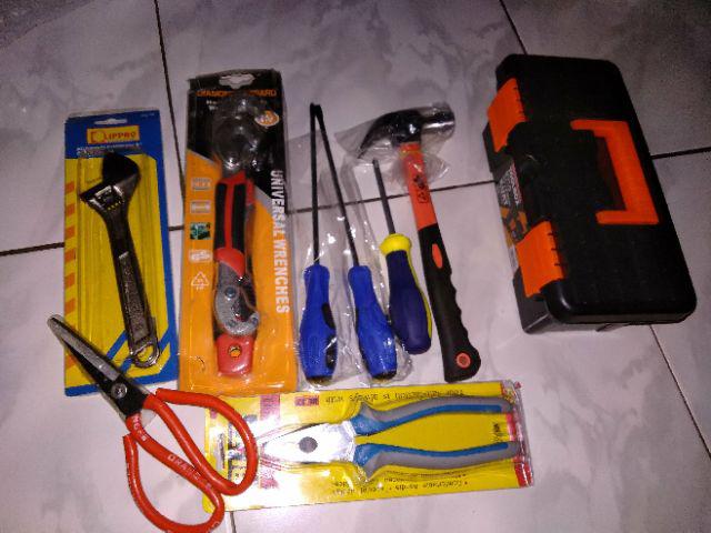 Kunci Pas Inggris Serbaguna Snap N Grip Universal Wrench