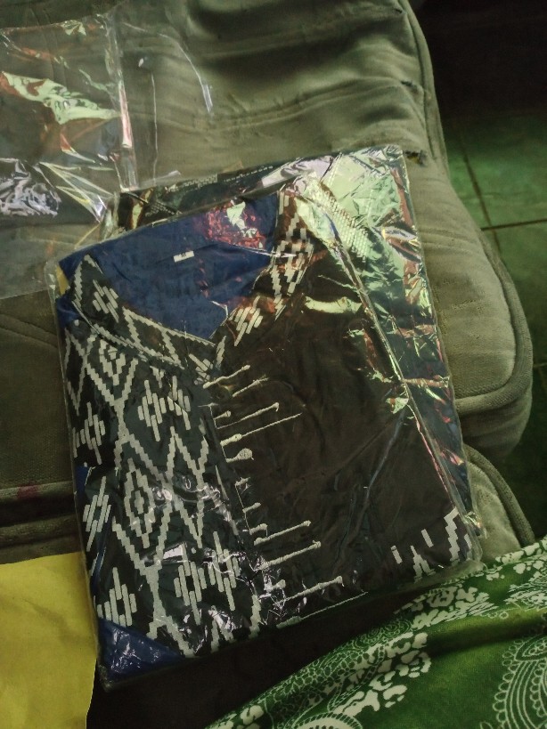 Atasan Batik Sopal Pria Lengan Pendek Kombinasi Bordil / Hemko Batik Kertabumi 2 Warna Terlaris