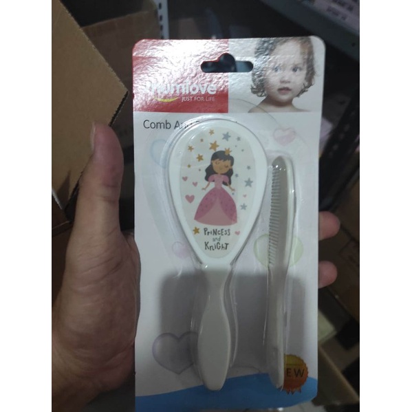 Sisir dan Sikat Bayi 2 in 1 Mumlove GAMBAR RANDOM