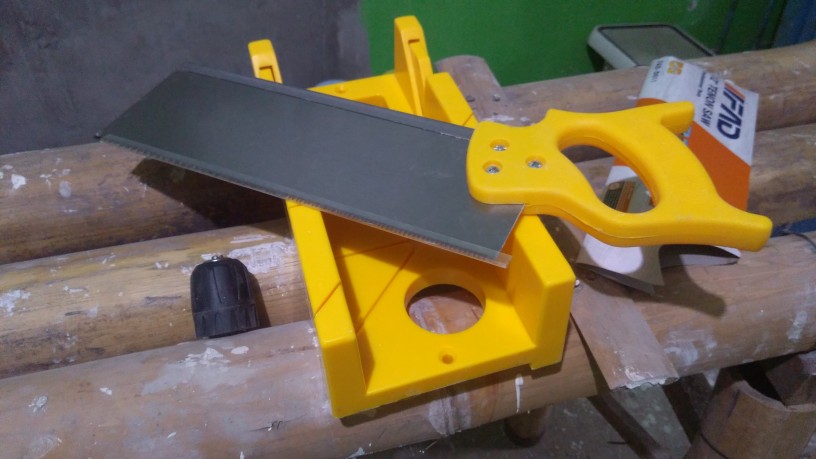 Gergaji Pigura Mitre Box Potong Sudut Figura Back 12inch Impor Model T Ganti Merek Yang Mirip Graji