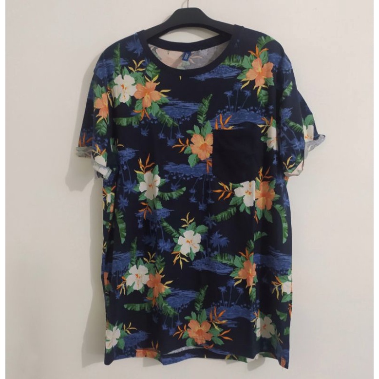 Kaos HnM H&M Full Print Second