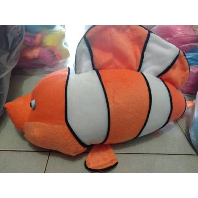 Boneka ikan Nemo Uk L