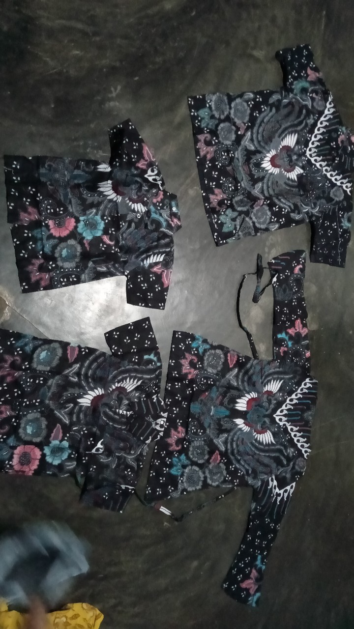 Batik Couple Keluarga Sania Ruffle Ori Ndoro Jowi Dnt Kupu Putih