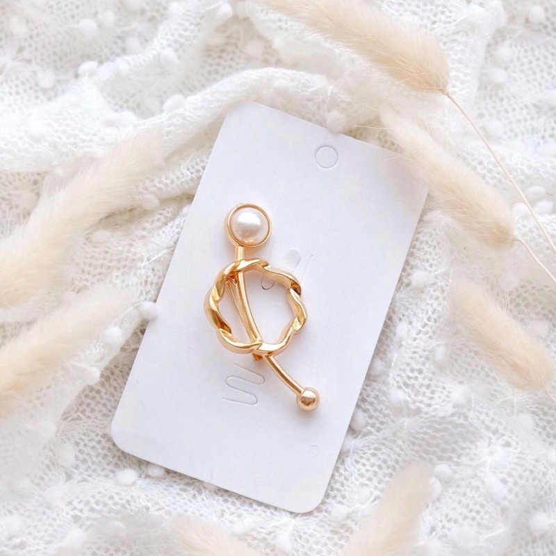 Brooch / bros cantik / bros jilbab / bros murah / bros murmer / bros love / bros geometri / Bros Mewah Bros Elegan Bros Hijab Bros Kebaya Bros Dada bros Tuspin Bros Pin Btrooch Korean Style Brooch AKsesories Jilbab Accessories BRS-B02 Bros Daily BZO-GOLD-ULIR