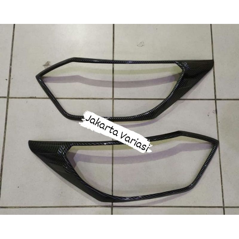 Garnish Depan Garnish Lampu Depan Calya Sigra Carbon