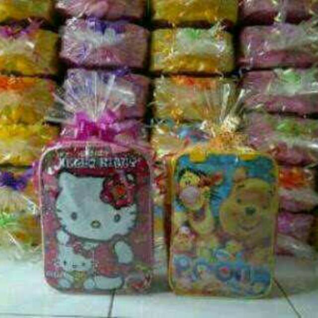 

Paket Souvenir Tas Tenteng
