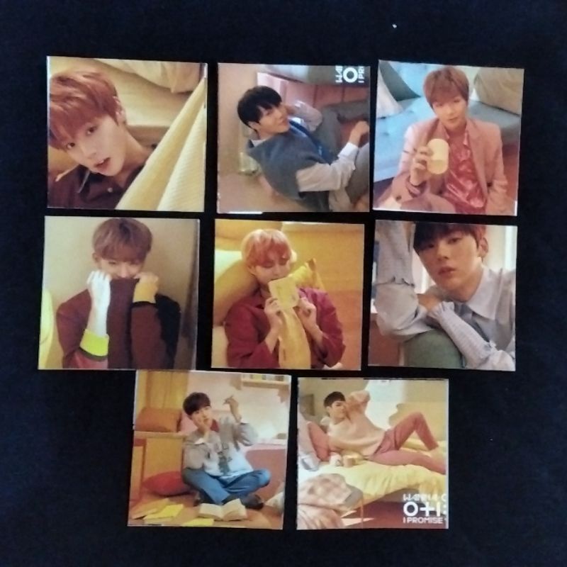 

Stiker set Wanna One