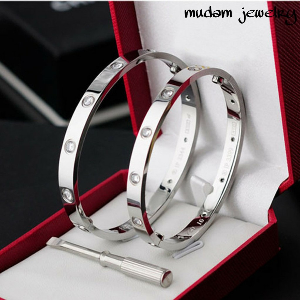 Gelang Titanium Model  Dengan Diamond Artifisial  Dengan 750