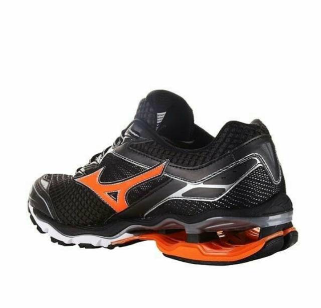 mizuno wave creation 18