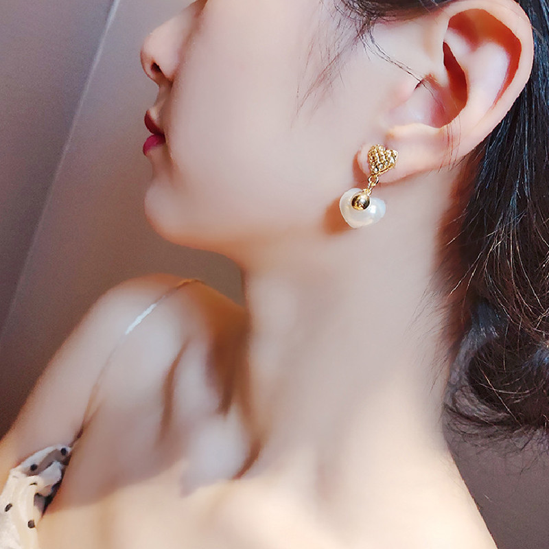 Fashion Wanita Mutiara Pernyataan Telinga Stud Wanita Anting Drop Earrings Perhiasan Aksesoris Perempuan Perhiasan Permen