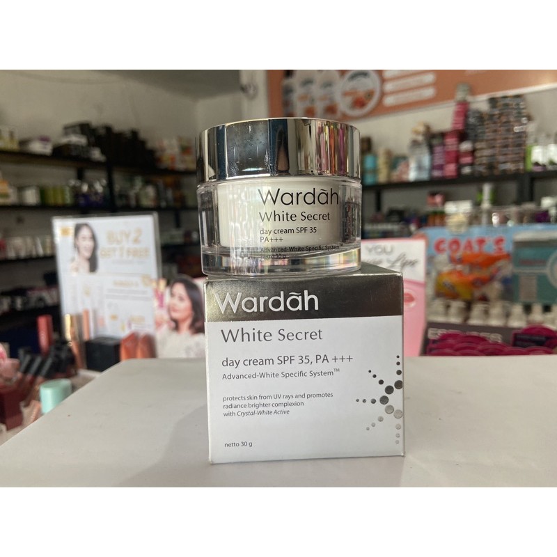 [cnn] 30 gr -- wardah white secret day cream spf 35 pa+++ / wardah crystal secret day cream brightening