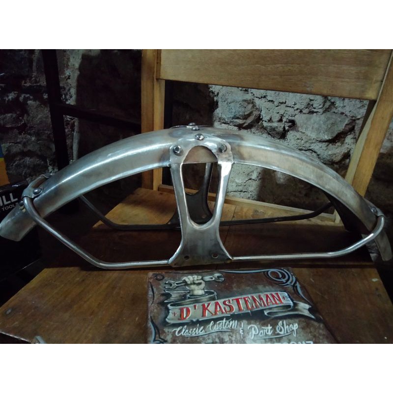 spakbor depan  model honda CL 90