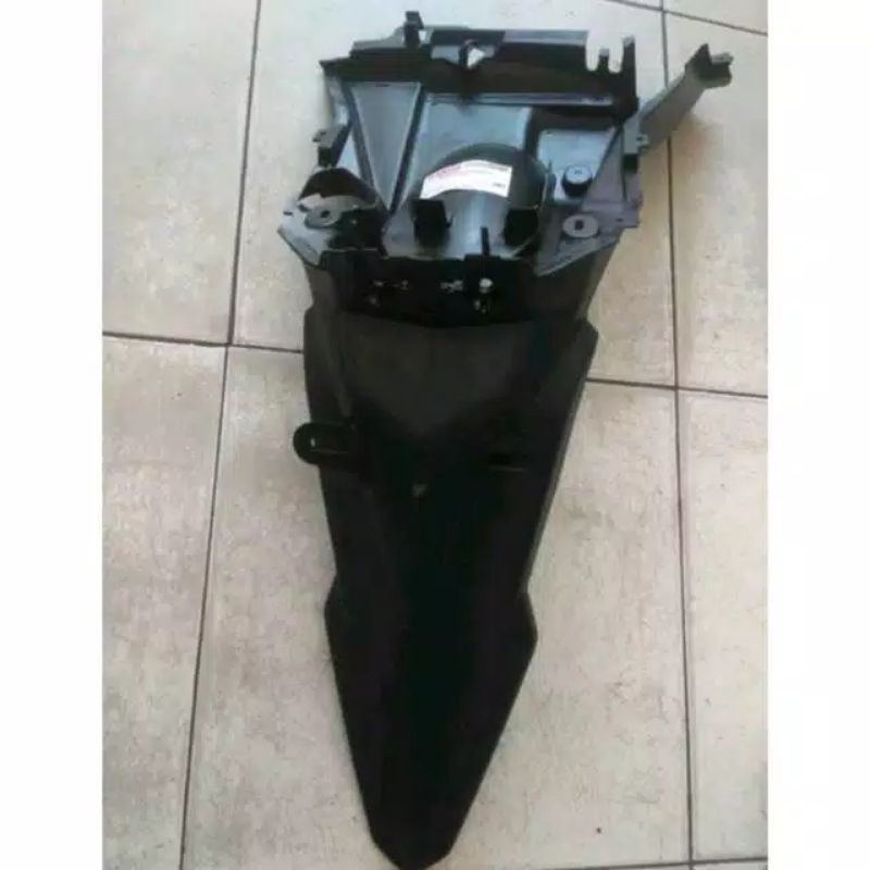 spakbor belakang Mio m3