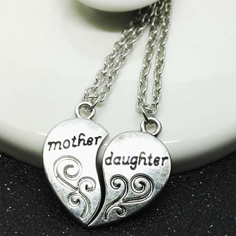 Kalung Rantai Dengan Liontin Hati Motif Tulisan Mom / Daughter Untuk Hadiah Hari Ibu