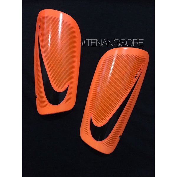 NIKE MERCURIAL LITE SHIN GUARDS DEKER TULANG KERING ORIGINAL