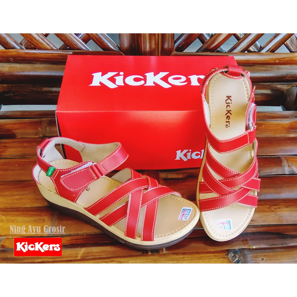  WEDGES  SANDAL  KICKERS KODE LET 02 MERAH MURAH  HARGA GROSIR 