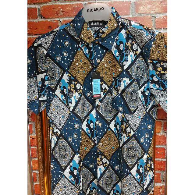 Kemeja Pria D'BRITANO - C3H0421933