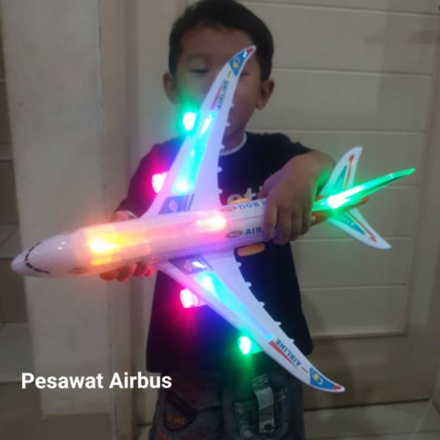 PESAWAT AIR BUS A380 MAINAN ANAK