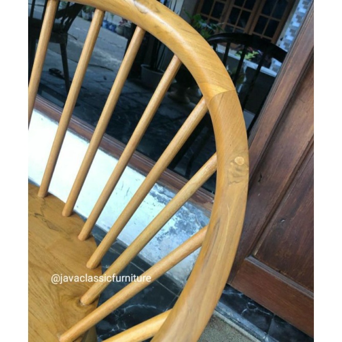 KURSI TERAS JARI JARI PARABOLA UNIK BAHAN KAYU JATI FINISHING NATURAL FURNITURE JEPARA-5