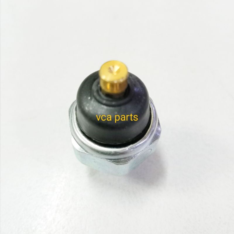 SWITCH OLI TOYOTA OLD AVANZA.