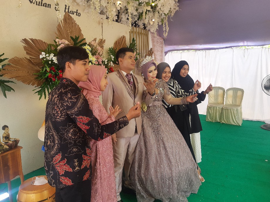 Prabowo Kemeja Batik Pria Lengan Panjang Slimfit Katun Printing Hem Baju Atasan Kantor Modern