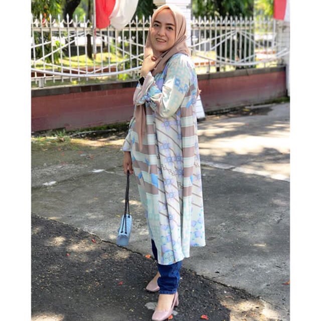 Lila Tunik Ria Miranda