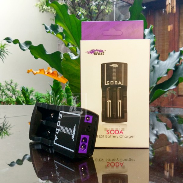 Efest SODA Dual Charger