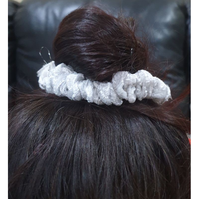 SCRUNCHIE BAHAN BRUKAT METALIK PREMIUM CEPOL HIJAB