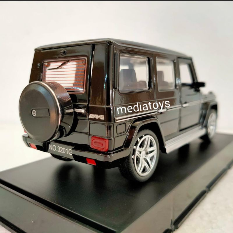diecast mercedes benz G class skala 32.warna hitam