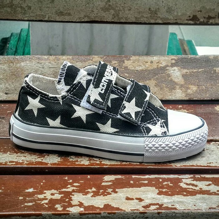 sepatu anak converse - motif bintang turun harga 22 5