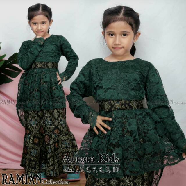 20+ Koleski Terbaru Gambar Kebaya Wisuda Anak Tk