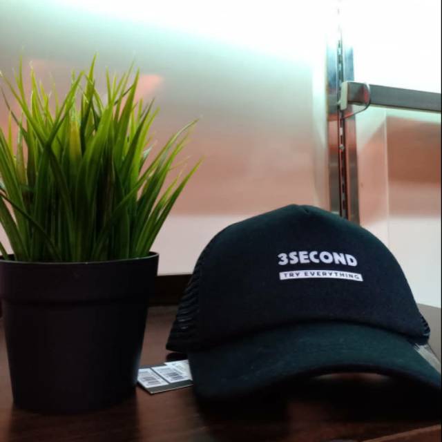 TOPI 3 SECOND
