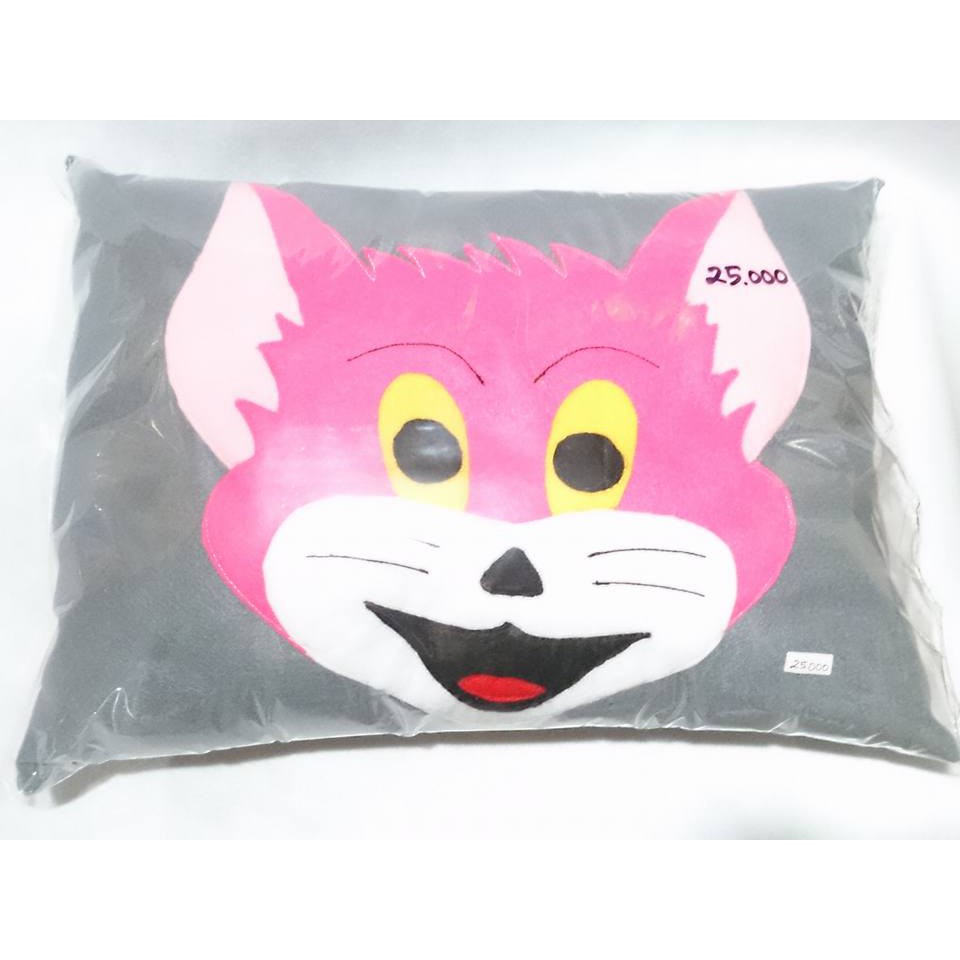 bantal karakter lucu unik untuk hadiah ulang tahun anak anak bisa request warna, tulisan nama