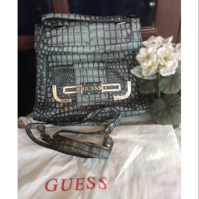 preloved guess croco