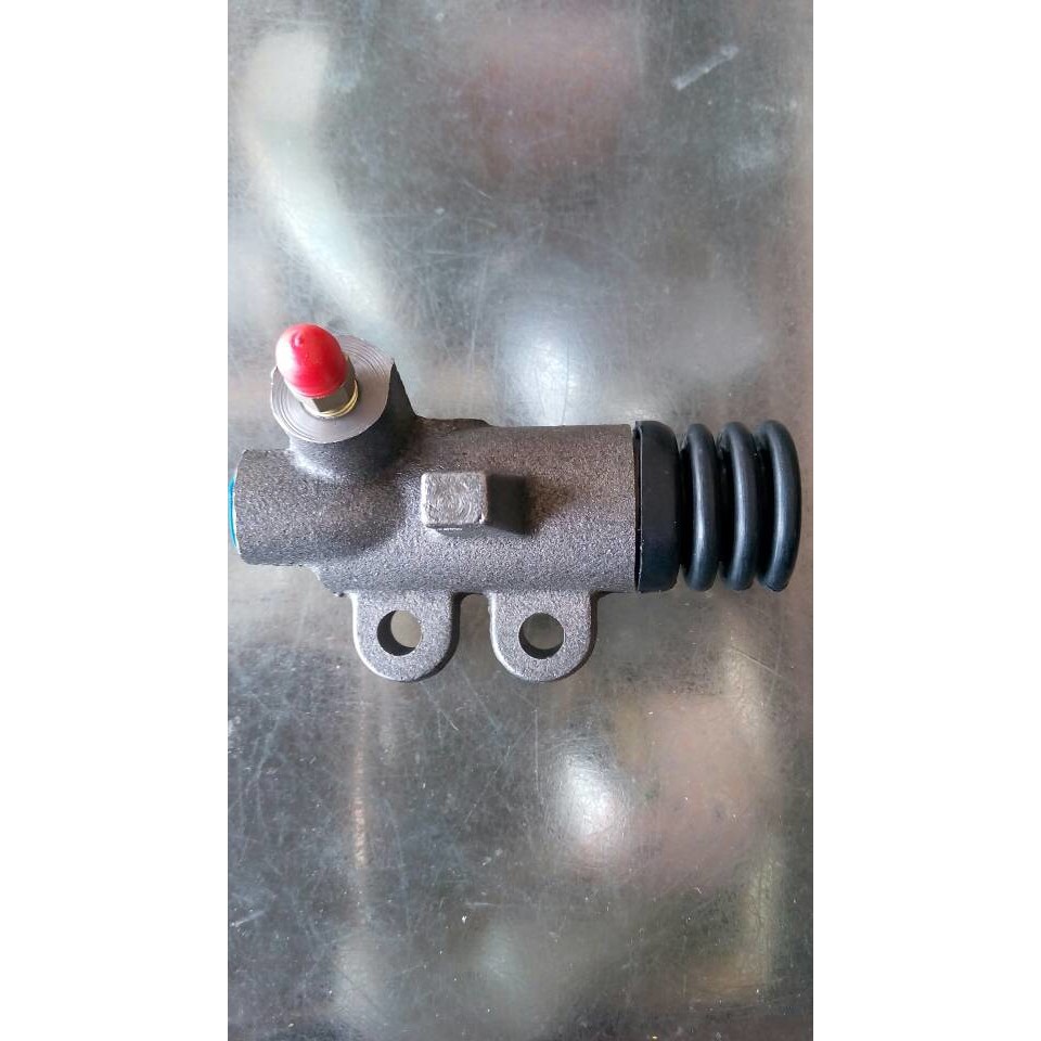 Master kopling bawah Toyota Hardtop Diesel , BJ