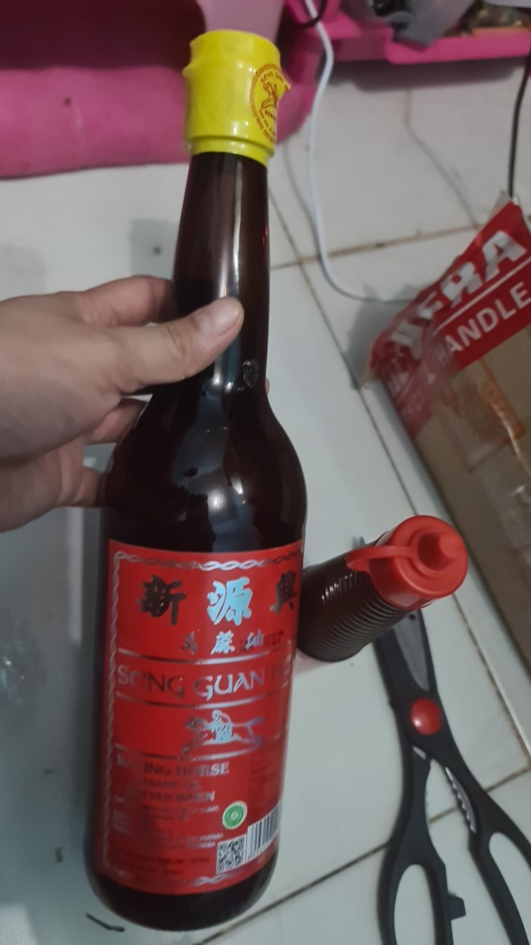 Minyak Wijen Seng Guan Heng Kuda Racing Horse Halal 600ml