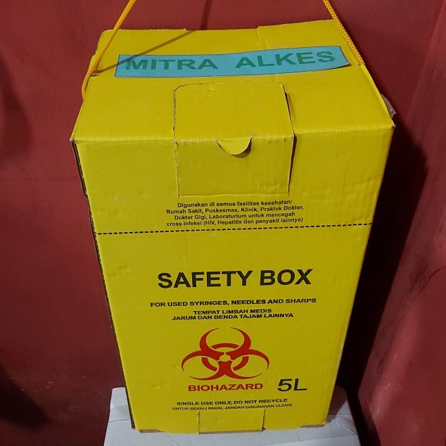 Safety Box 5 Liter ( Per 5 Pcs ). Safety Box 5 L. Tempat Sampah Medis 5 Liter. Sefty Box. Box Sampah Medis 5 Liter s