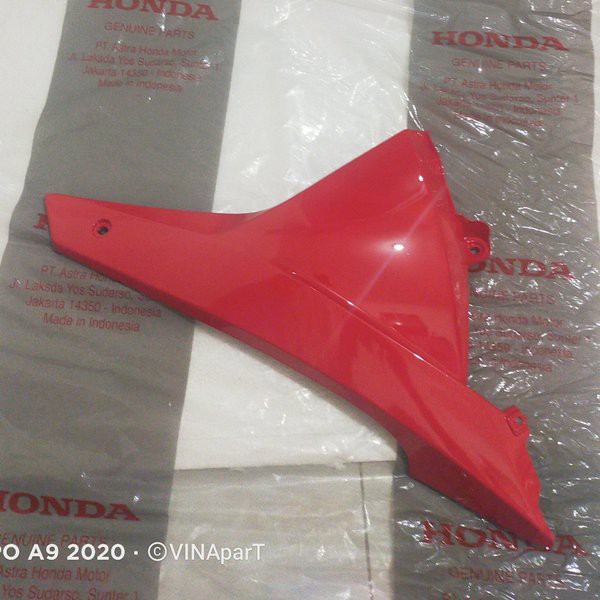 Cowl R under cover mesin kanan CBR 150 lokal k45A merah original