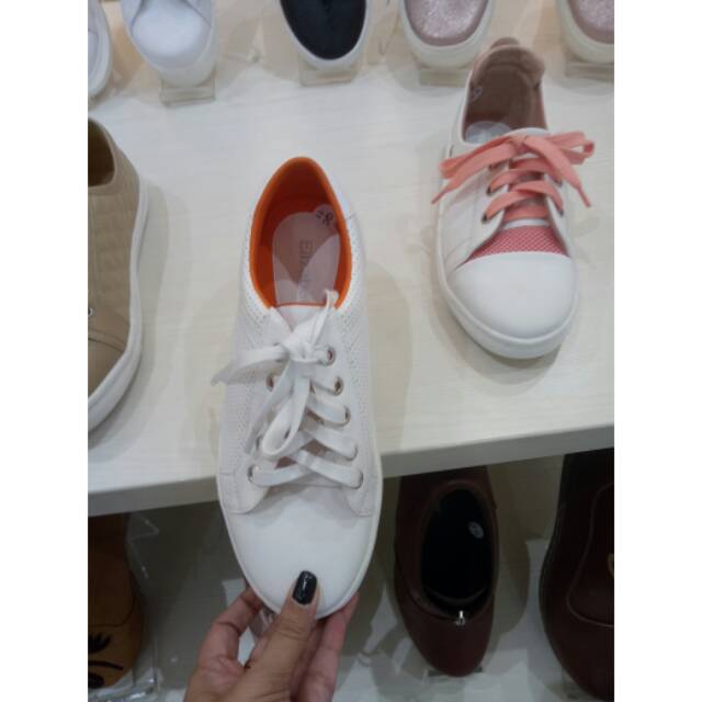 Sepatu Elizabeth original