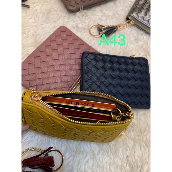 Dompet Kartu Gantungan Kunci Bahan Anyam