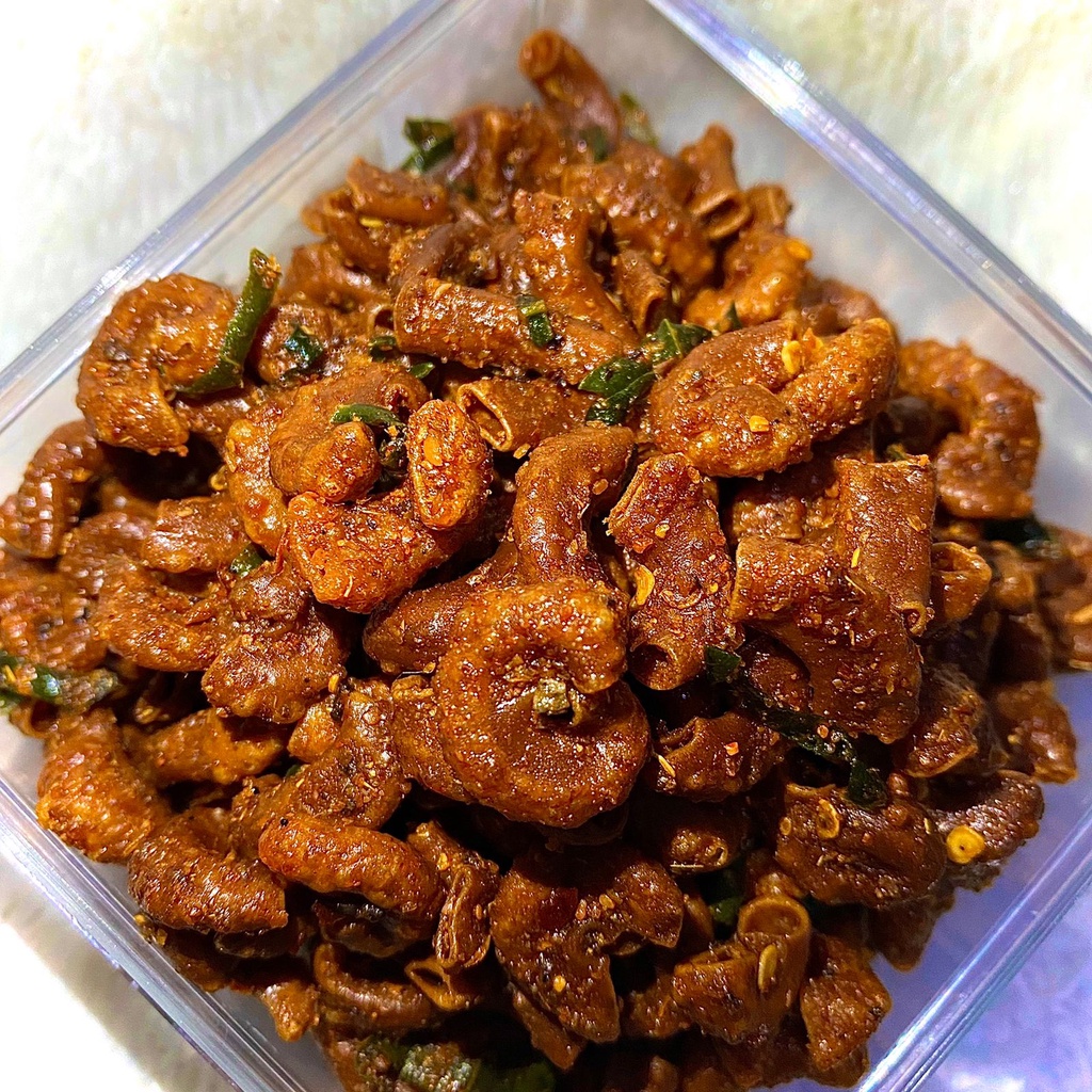 

MAKARONI BANTAT PEDES | MAKARONI GURIH PEDES DAUN JERUK | MAKARONI ENAK | CEMILAN ENAK